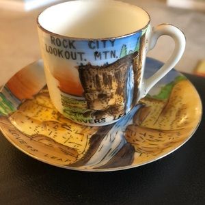 VTG souvenir Rock City cup & saucer. Lookout Mt.Hand painted porcelain. Marked
